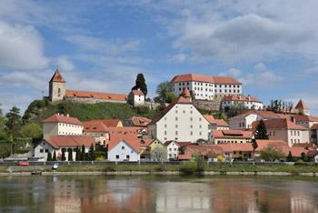 Ptuj je slovensko najstarejše celinsko mesto, ki je nastalo za časa Rimskega imperija.