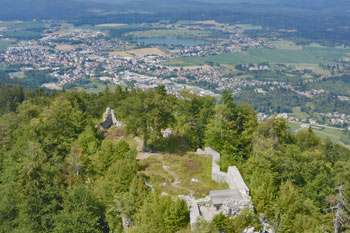 Fridrihštajn je grad na enem od vrhov kočevske Stojne.